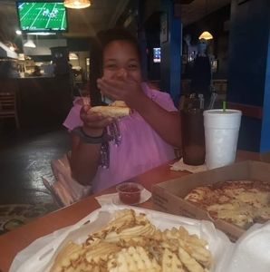 Meet your Posher, Desiree